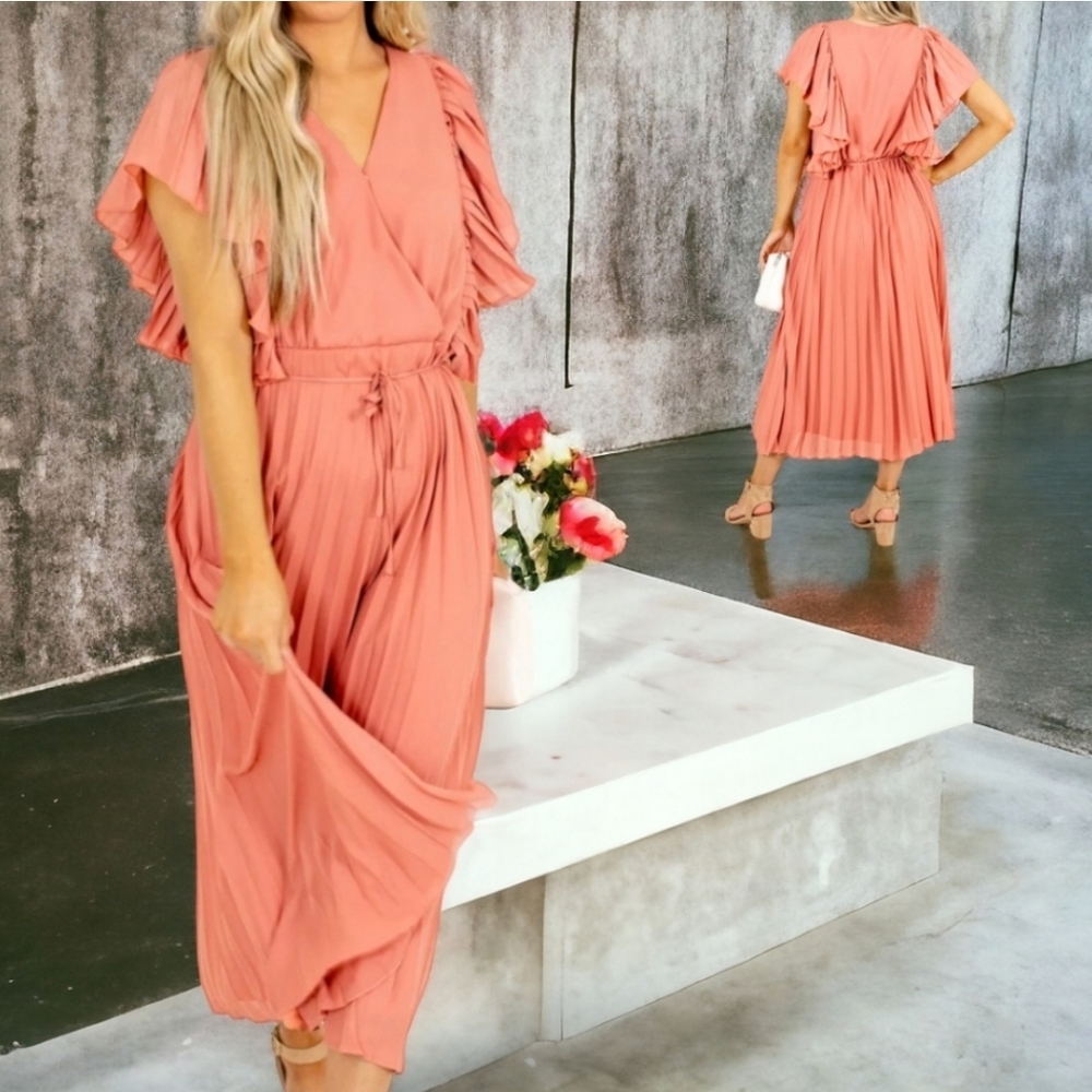 Palagram Stolen Kisses Pleated Bodice Midi Dress in Pink size LG